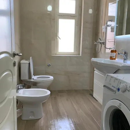 בית אירוח Malsi's, Private With Shared Bathroom And Kitchen *