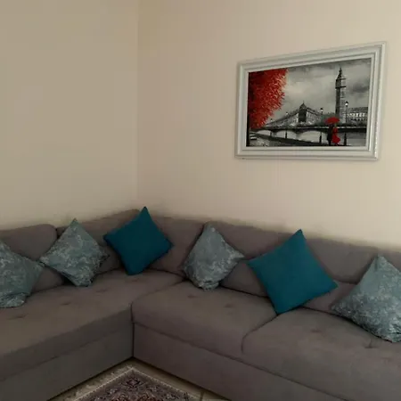 Malsi's, Private With Shared Bathroom And Kitchen Séjour chez l'habitant